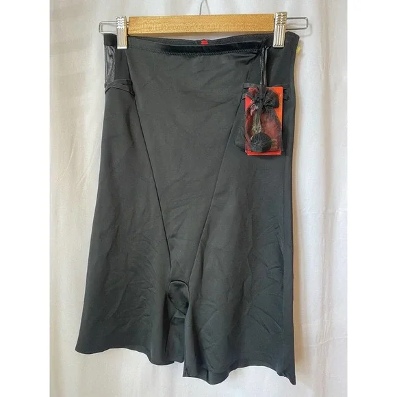 Spanx NWT Girl Short Soft Black Shape Nylon Spandex Womens Large XL strap bag - Picture 1 of 6